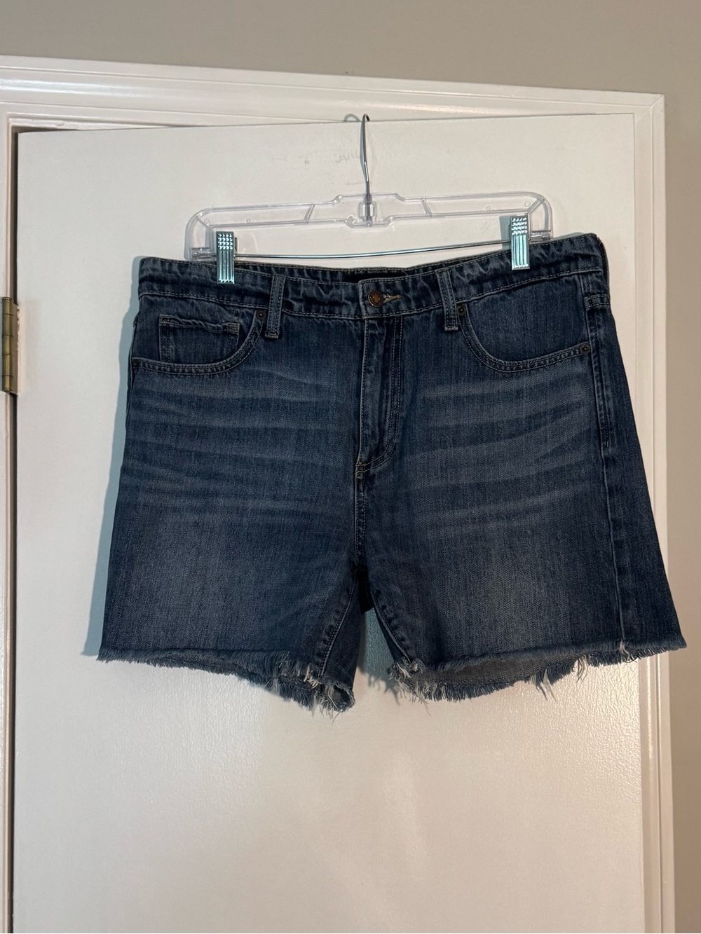 Lucky Brand Dark Blue Frayed Hem Denim Shorts boho festival summer Bermuda